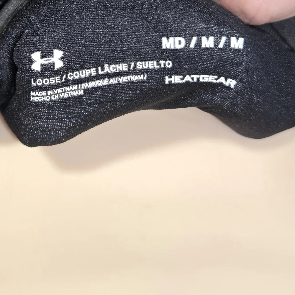 Under Armour Loose Fit Heathgear Athletic  Shorts Women's Size Medium